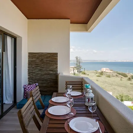 Wow Sea View, 200mts To & 10 Min To Downtown