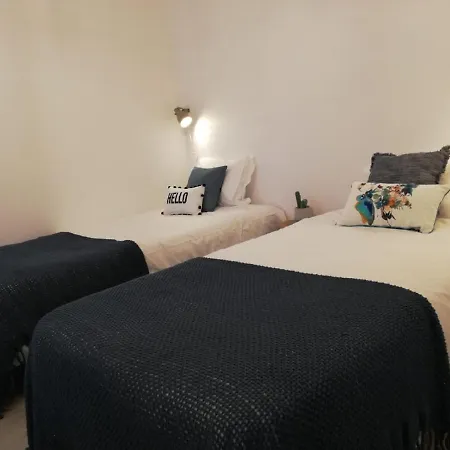 Wow Sea View, 200mts To & 10 Min To Downtown Lagos